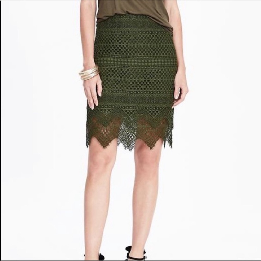 Banana Republic Army Green Lace Pencil Skirt -Petite
